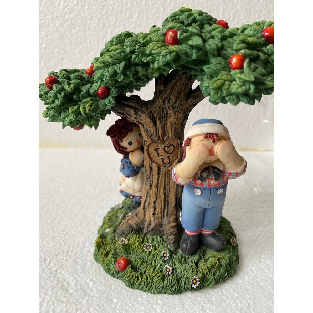 Raggedy Ann & ANdy Peek A Boo I Love You Hide and Seek Tree figurine #783560